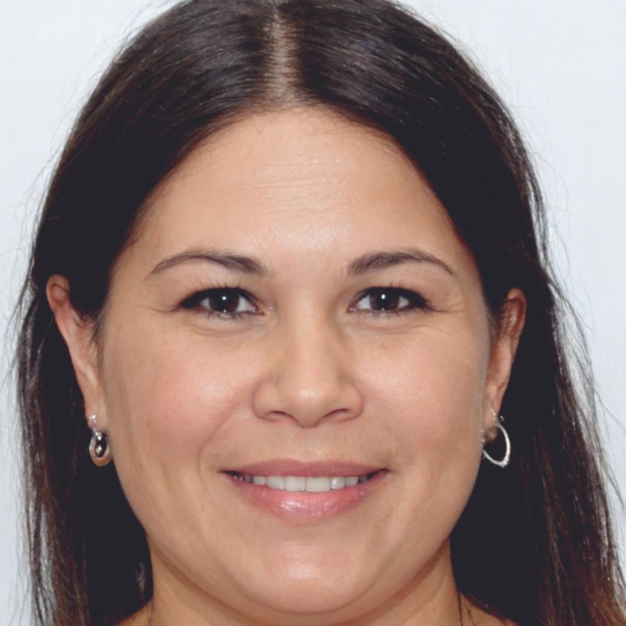 Portrét lektorky Viera Durčáková